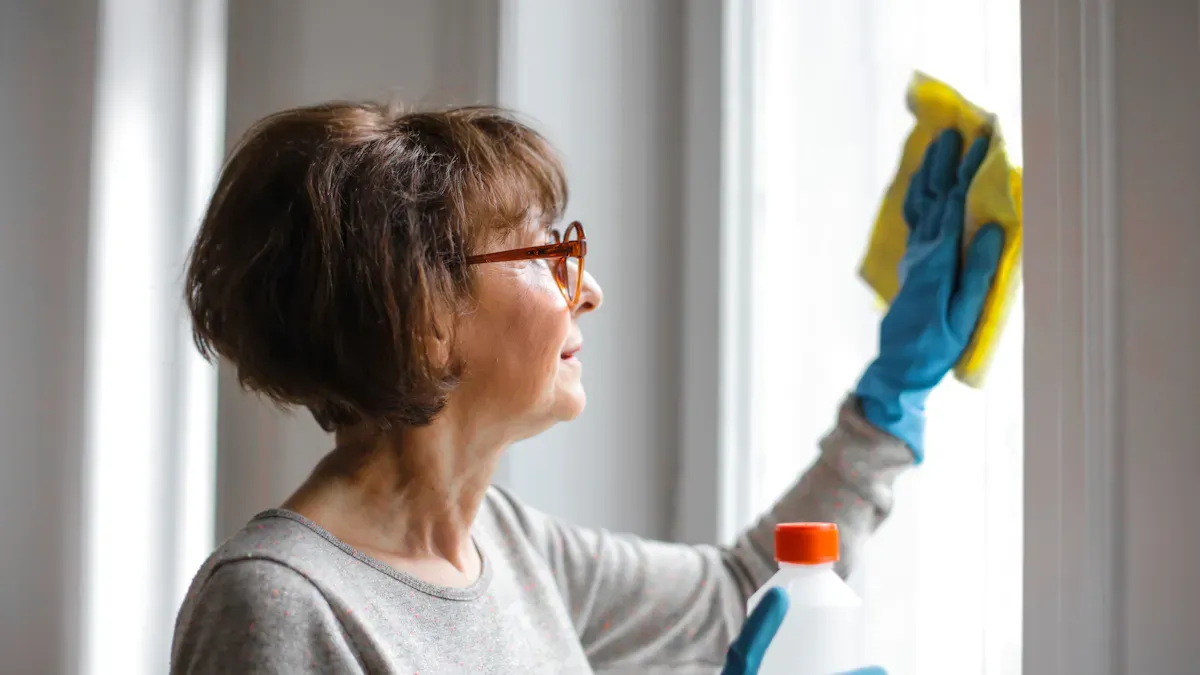 Vacuum Cleaner Cleaning Frequency: 9 Habits for Dust Control