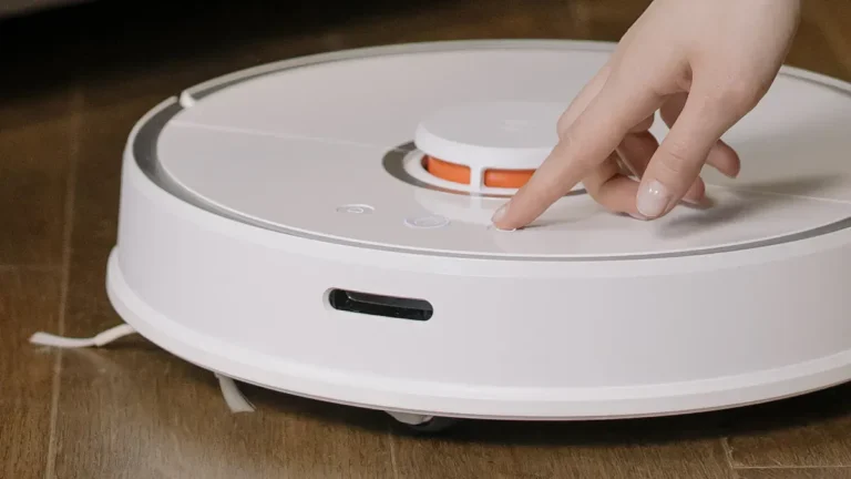 Vacuum Mop vs Traditional Mop: 10 Differences That Matter