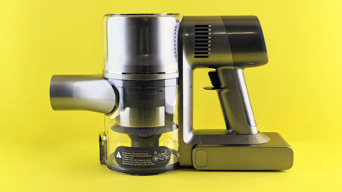 Vacuum cleaner bag vs bagless: Compare cleaning performance