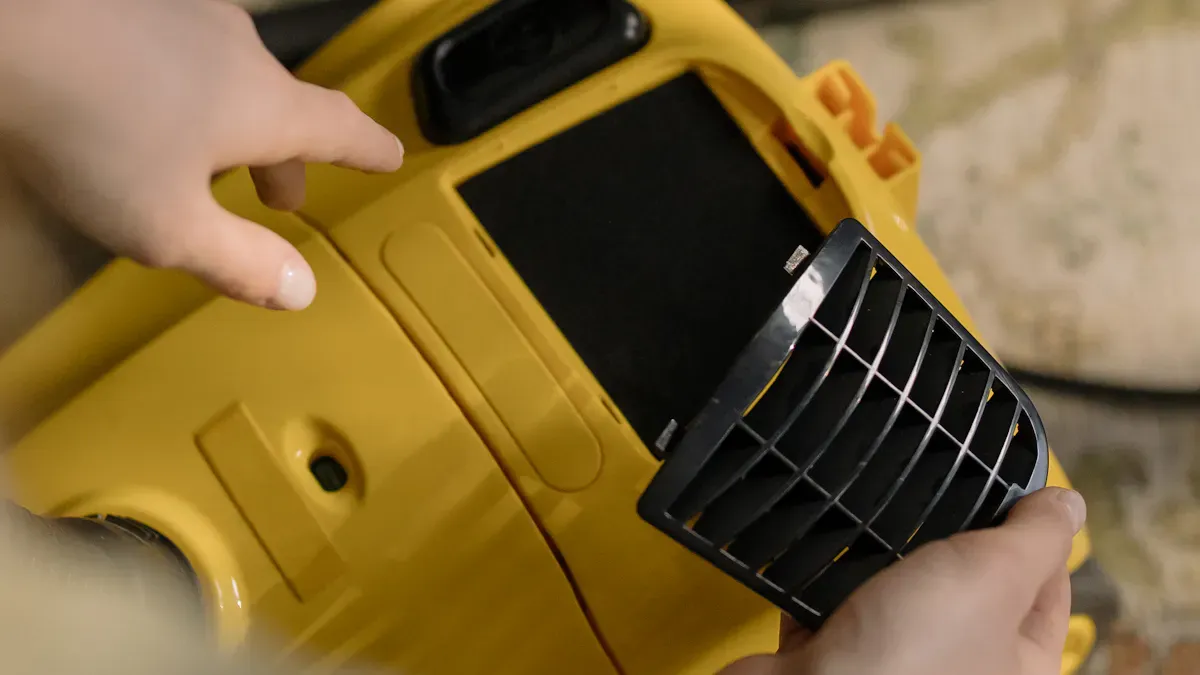 Vacuum Bags vs Reusable Filters: 10 Differences That Matter